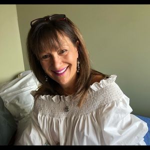 Meet your Posher, Christine